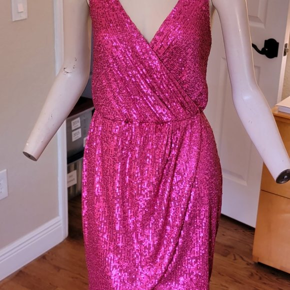 Trina Turk Allure Barbie Fuchsia Pink Sequin Cocktail Dress Size 10 NWTs - Picture 4 of 11